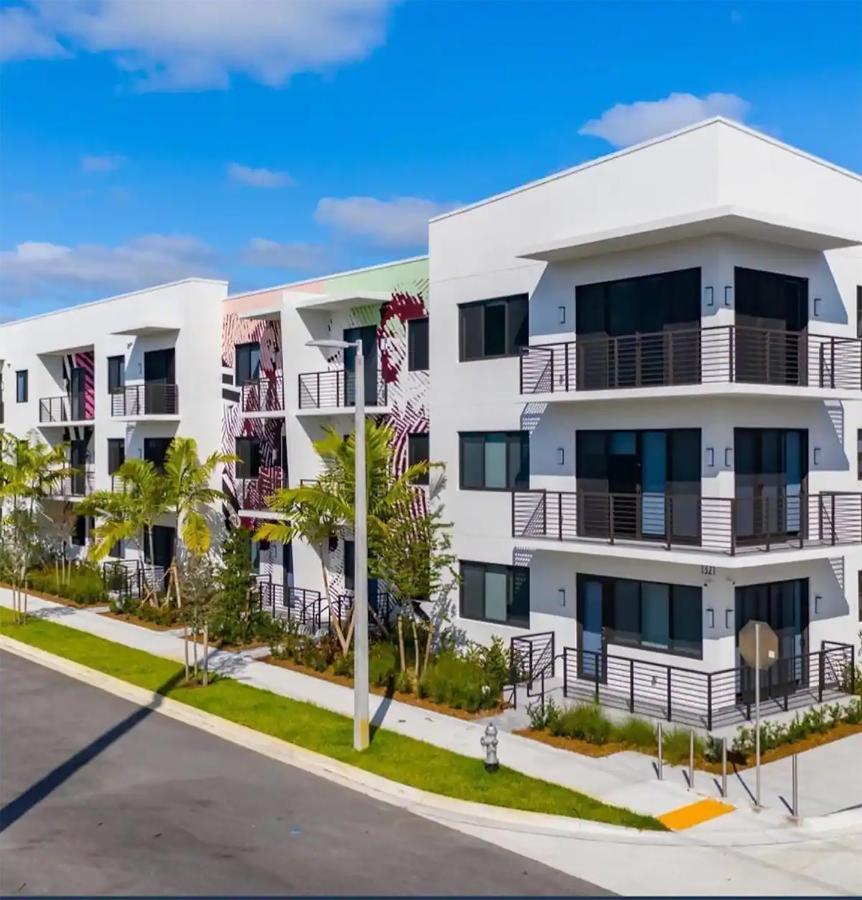 Lux Place And Cozy 3Beds 2Rooms Enjoy Life In Wpb Gym, Ev Station Nearby The Downtown And Beaches West Palm Beach Dış mekan fotoğraf
